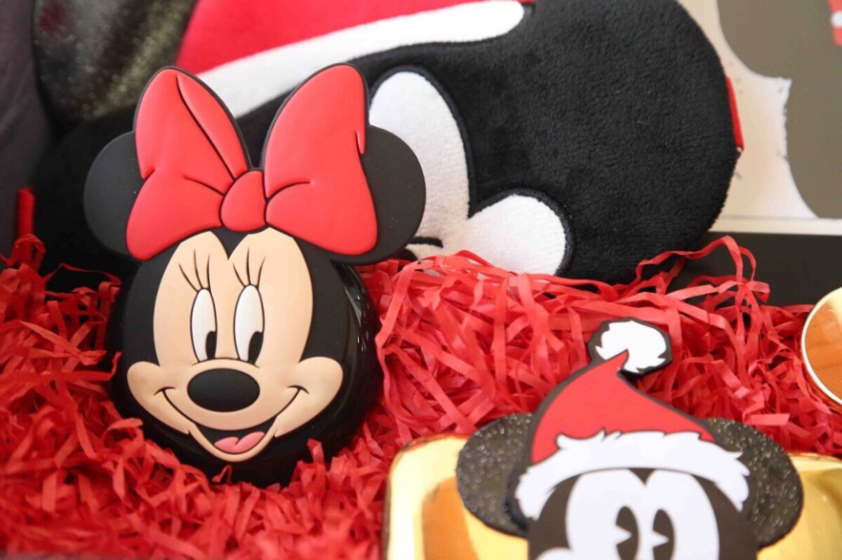Minnie's Fanatic - Image 2