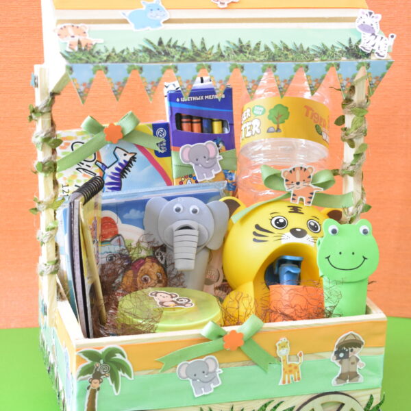 child safari themed gift