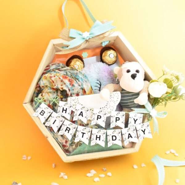 Best Girls gift hamper to chill and relax