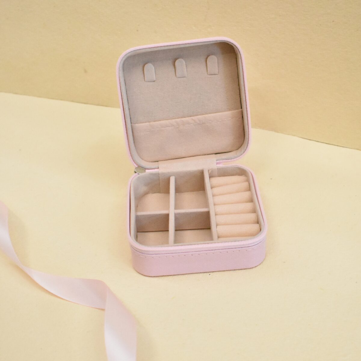 Personalised jewellery box - Image 2