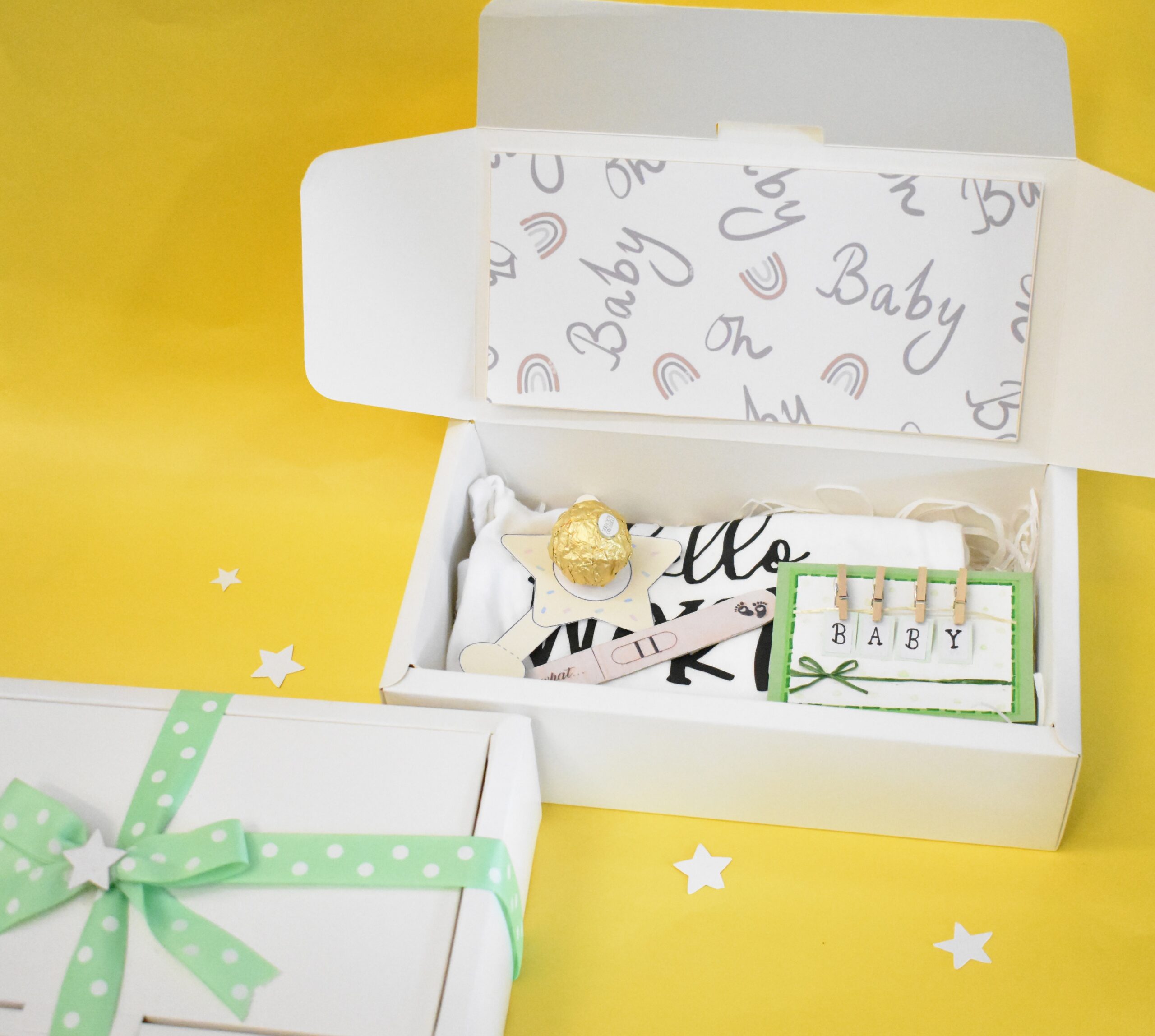 Little Miracle Box - Pregnancy Announcement Hamper